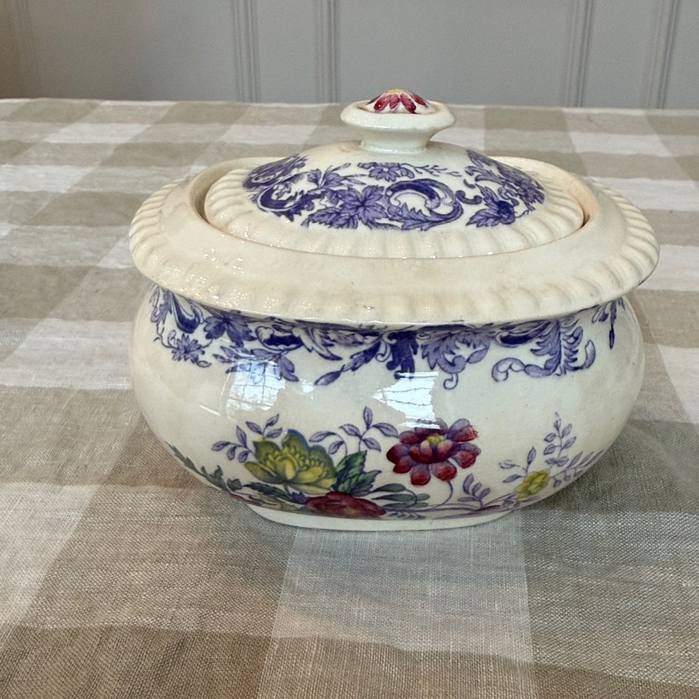 Spode Copeland England mayflower lavender extremely RARE floral jar